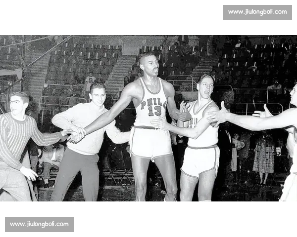 篮球史上张伯伦对决拉塞尔重塑NBA中锋时代的巅峰宿命之战